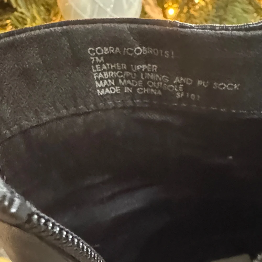 Steve Madden Black Platform Boots Size 7 - Picture 10 of 11